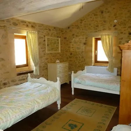 La Grange Au Bouyssou * Saint-Laurent-la-Vallee
